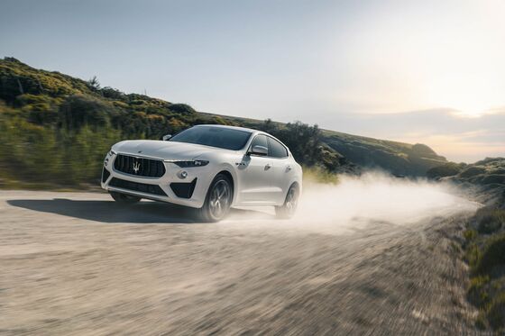 With the Levante GTS, Maserati Creeps Up on the Porsche Cayenne