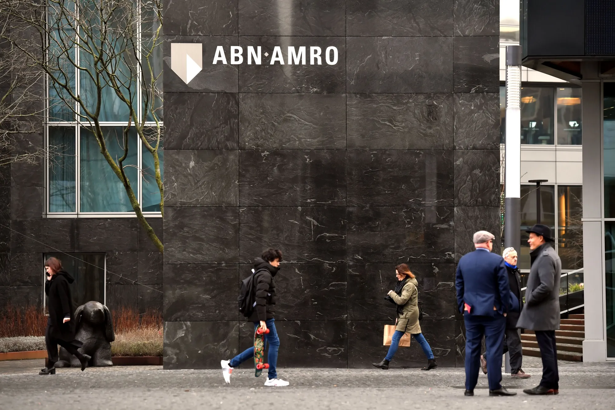 ABN Amro Beats Profit Estimates, Cites Share Buyback Talks - Bloomberg