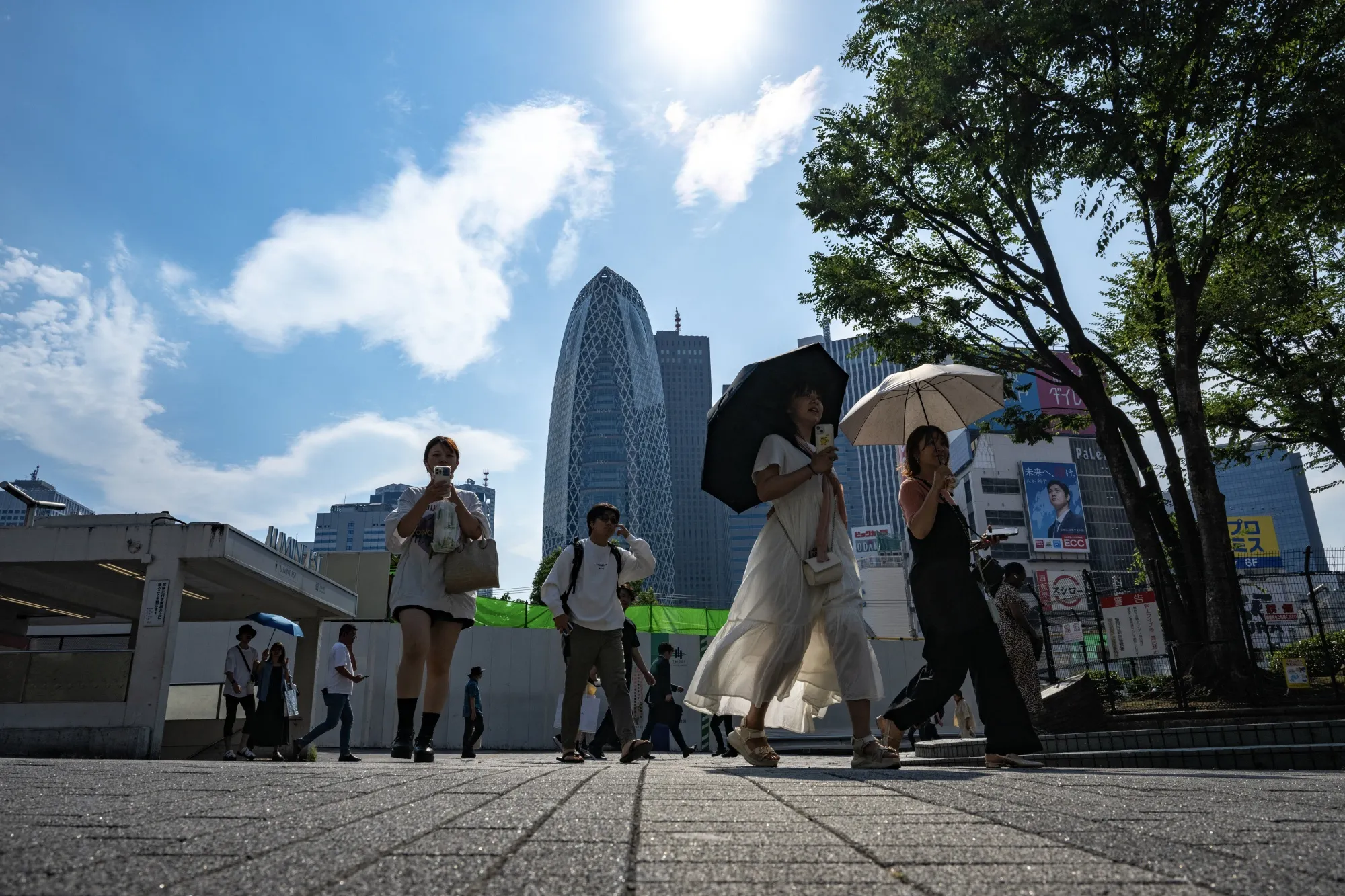 The Japan Meteorological Agency earlier this week&nbsp;warned&nbsp;of extremely high temperatures at the start of next month.