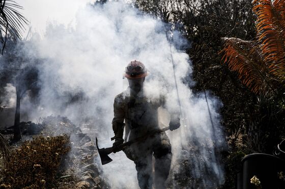 High Winds Fan California Fires as Blaze Erupts Near Los Angeles