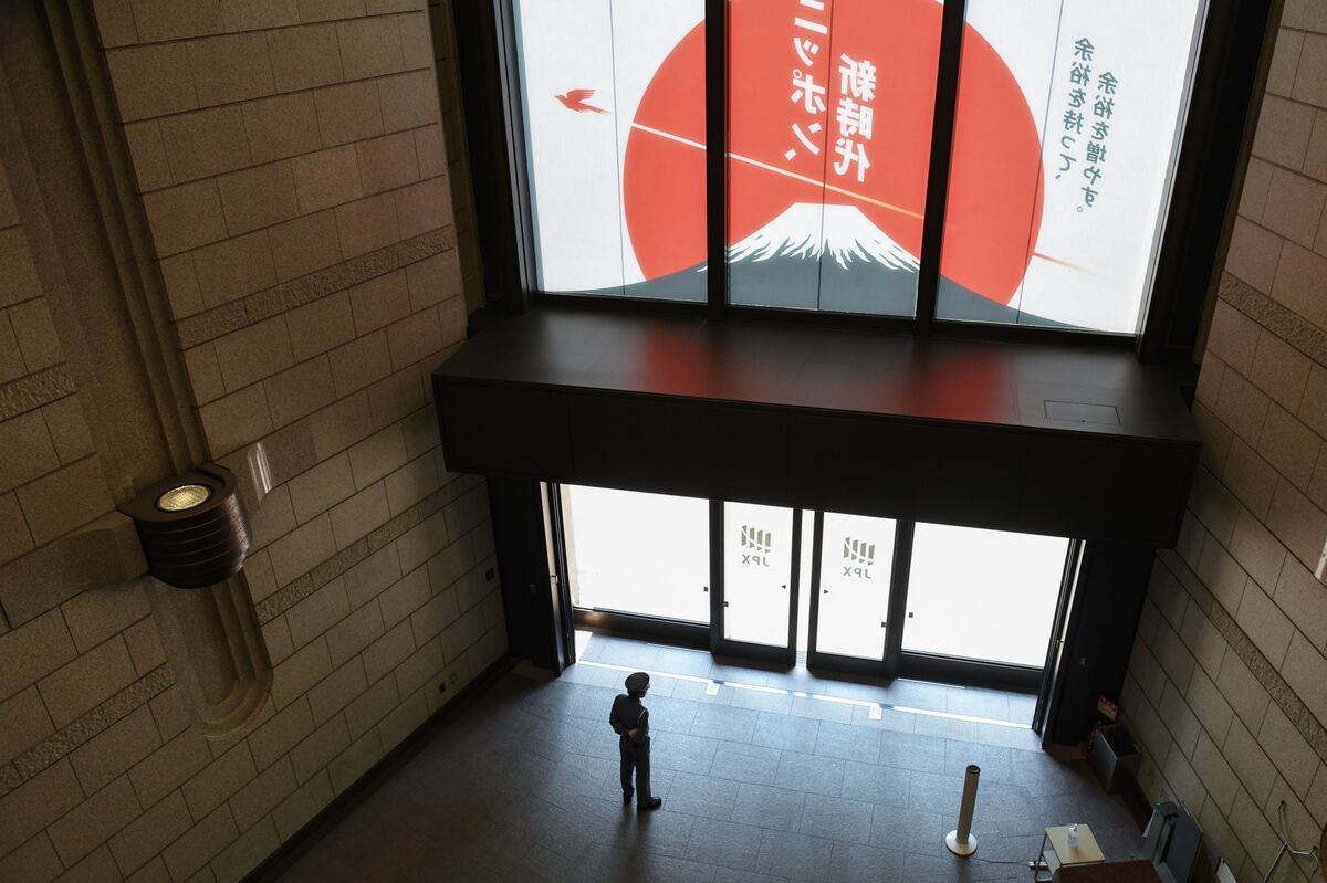 Japan Stocks Set to Drop, JGBs Face Volatility as Markets Reopen
