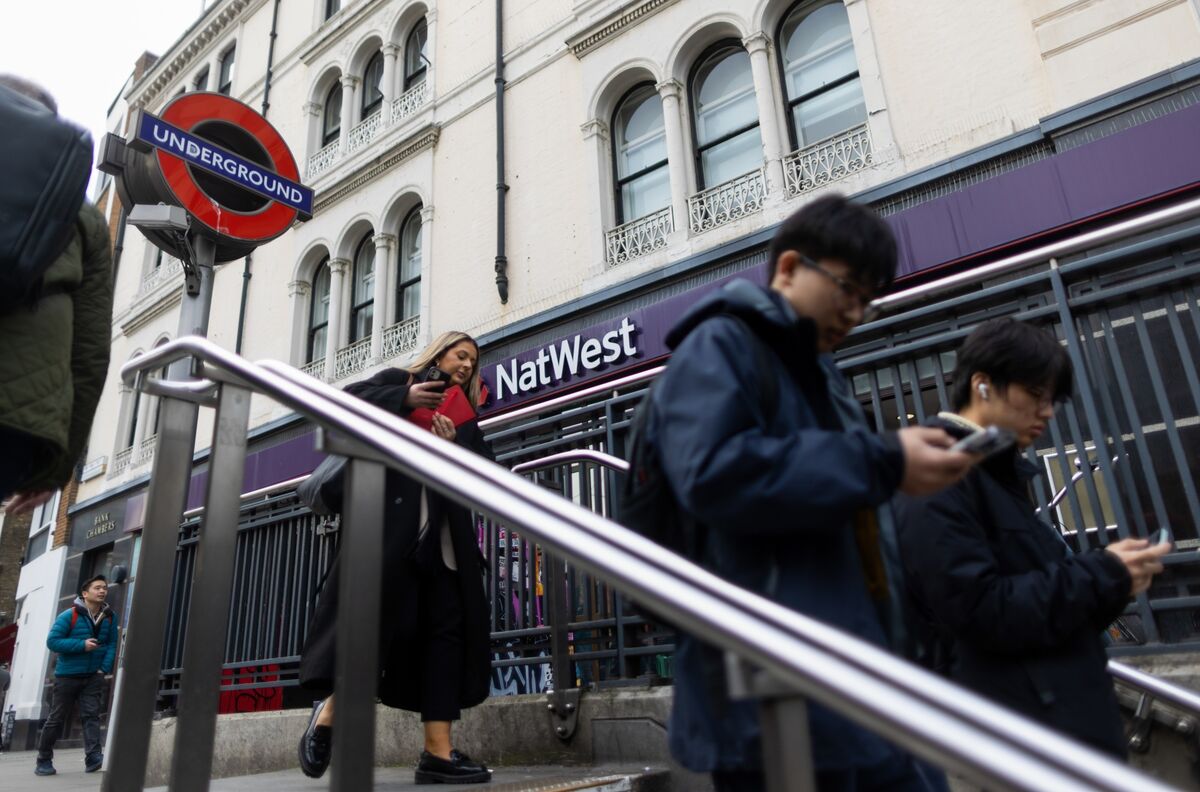 NatWest To Buy £1.3 Billion Shares As UK Continues Sell-Down - Bloomberg