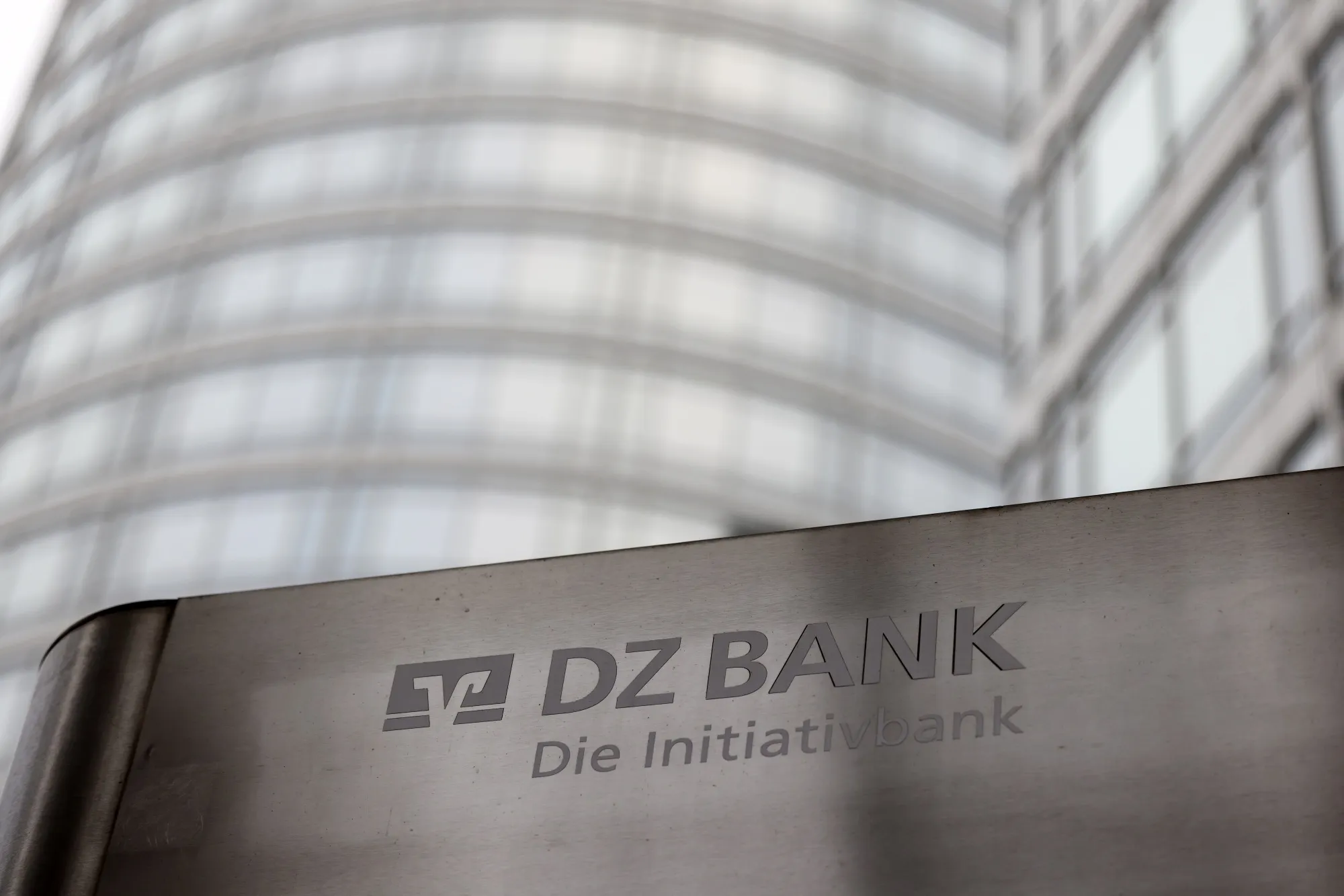 DZ Bank nimmt Hürde für Kryptohandel - Genobanken vor Start - Bloomberg