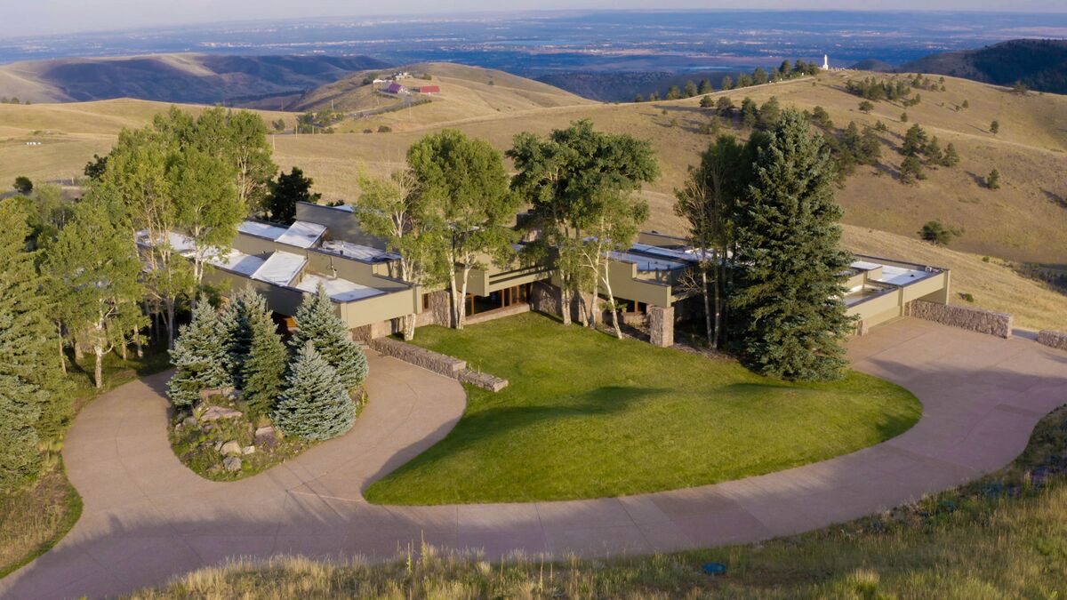 Bloomberg Ranch Colorado Bill Coors Ranch House Hits Market Outside Denver for $4 Million ...