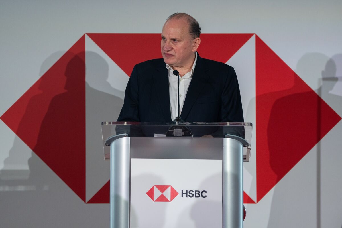 HSBC Chair Prepares to Bow Out After Turbulent Eight-Year Reign - Bloomberg