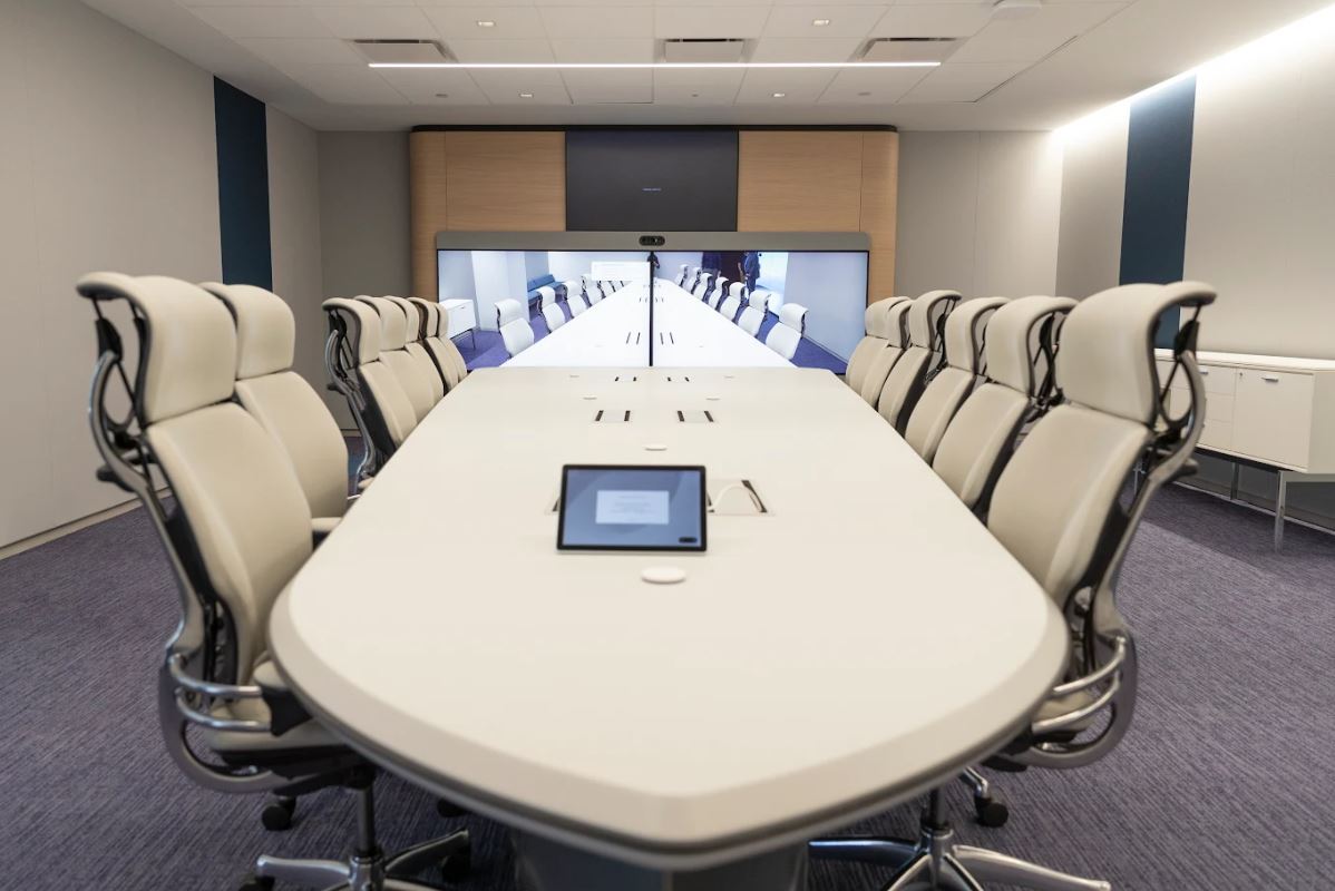 Trapezoids? The Debate Over Conference Room Tables in the Hybrid-Work Era -  Bloomberg