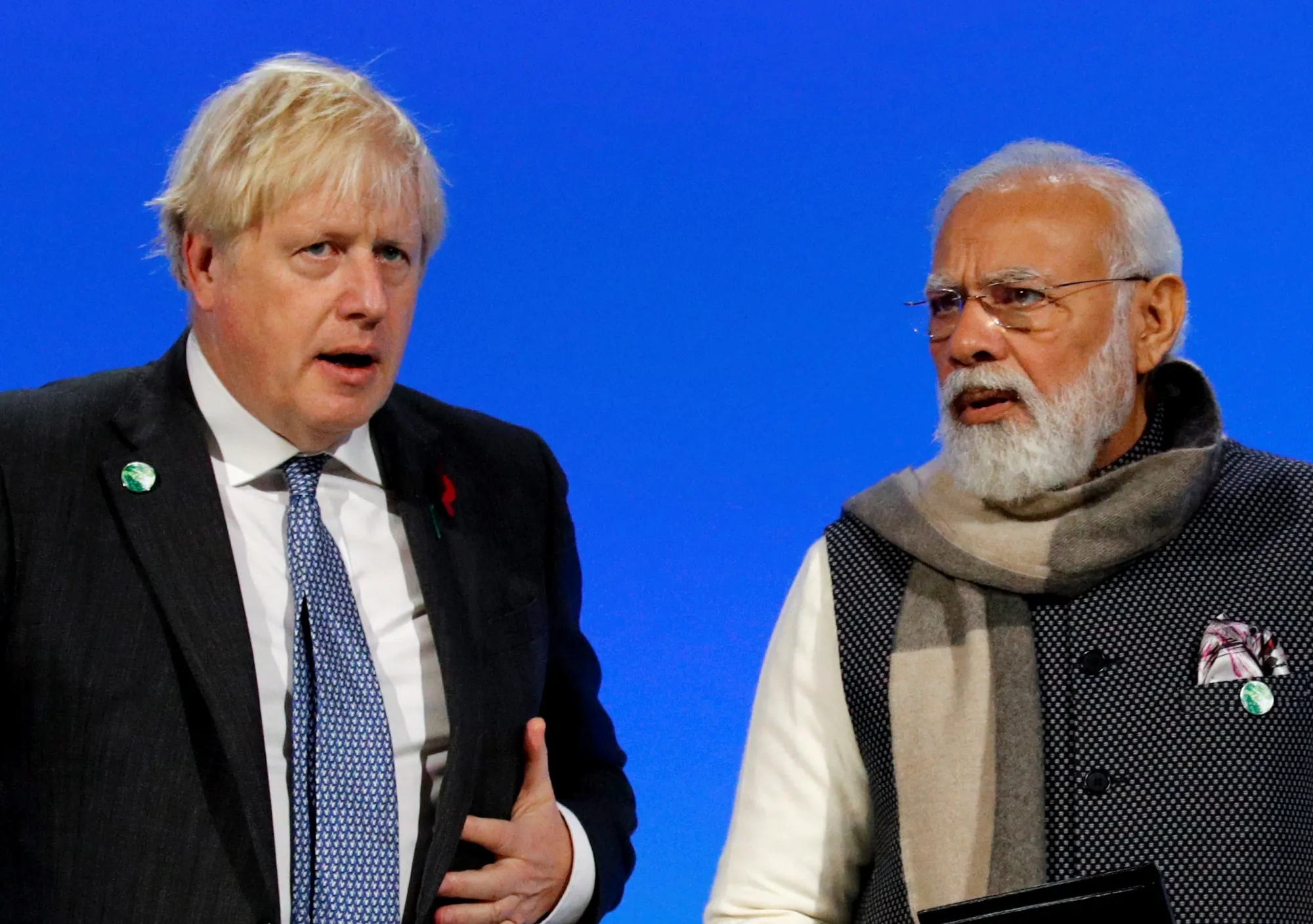 Boris Johnson, left, and&nbsp;&nbsp;(L) and Narendra Modi