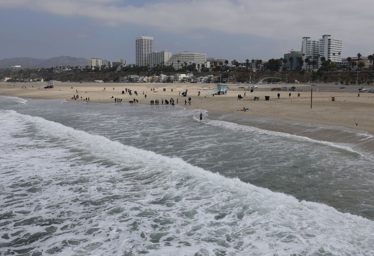 Santa Monica Weighs Fiscal Distress Vote Amid Abuse Settlements