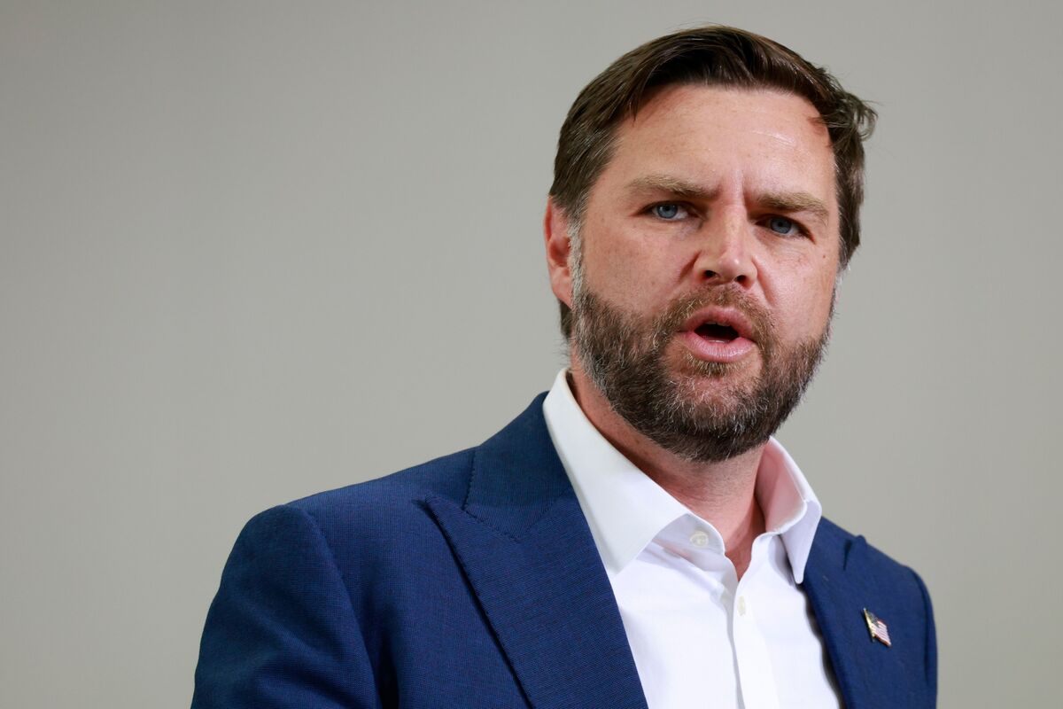 JD Vance Vows to Probe Left-Leaning Groups While Hosting Kirk’s Show