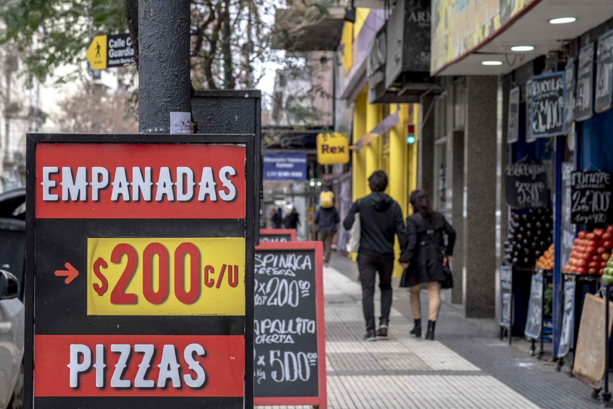 How Argentines Cope With Inflation That's 64% and Rising - The New