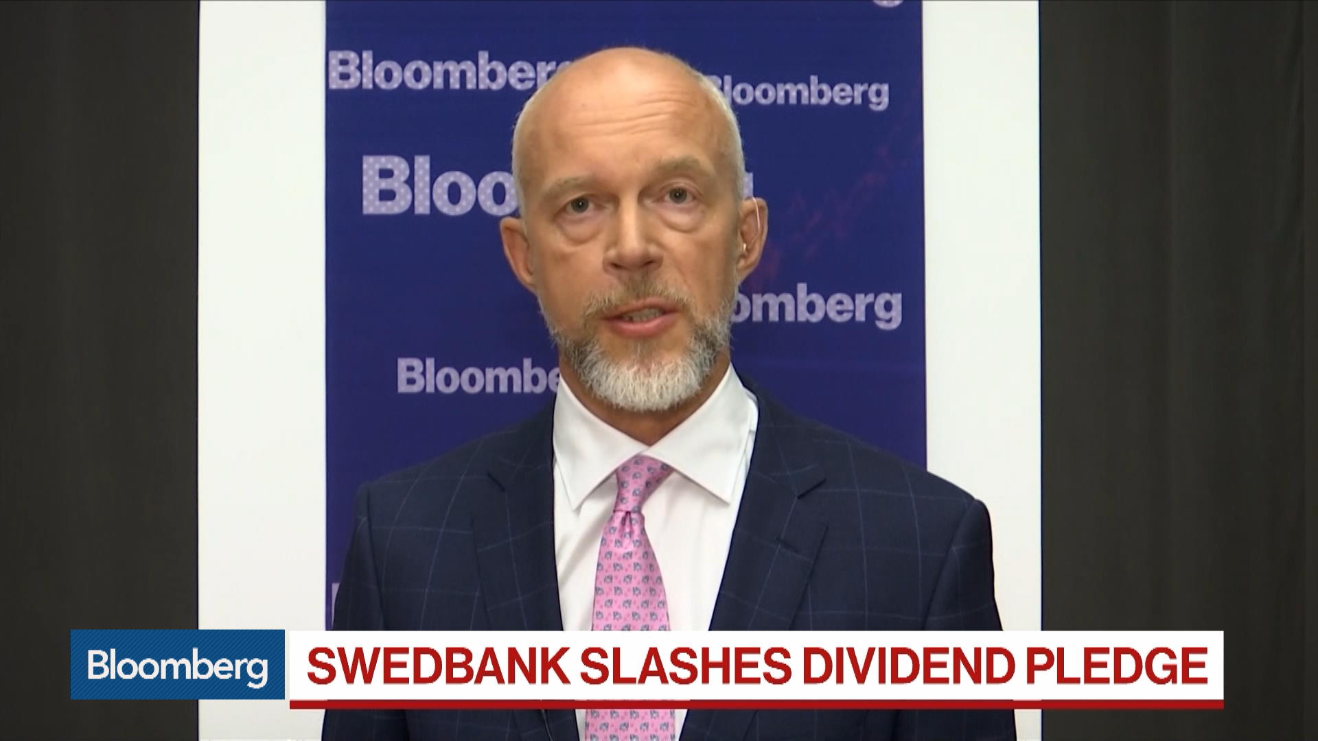 Watch Swedbank Slashes Dividend as Baltic Laundering Probes Drag On -  Bloomberg