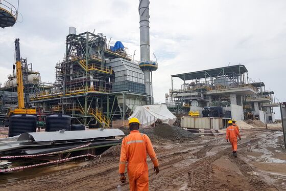 Dangote Readies $10 Billion Nigerian Oil Refinery for 2020