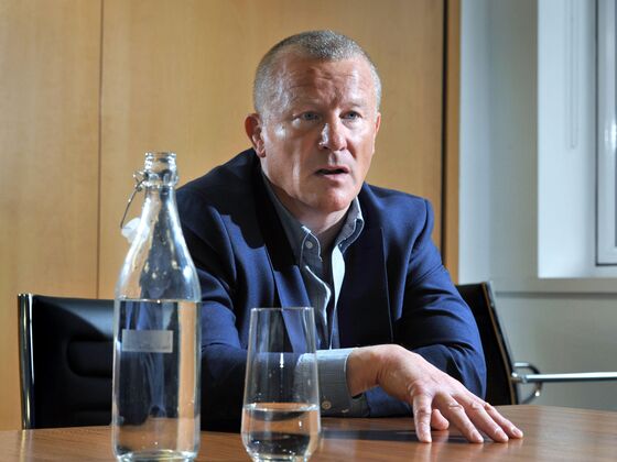 Woodford to Shut Firm as Manager’s Ouster Caps Stunning Fall