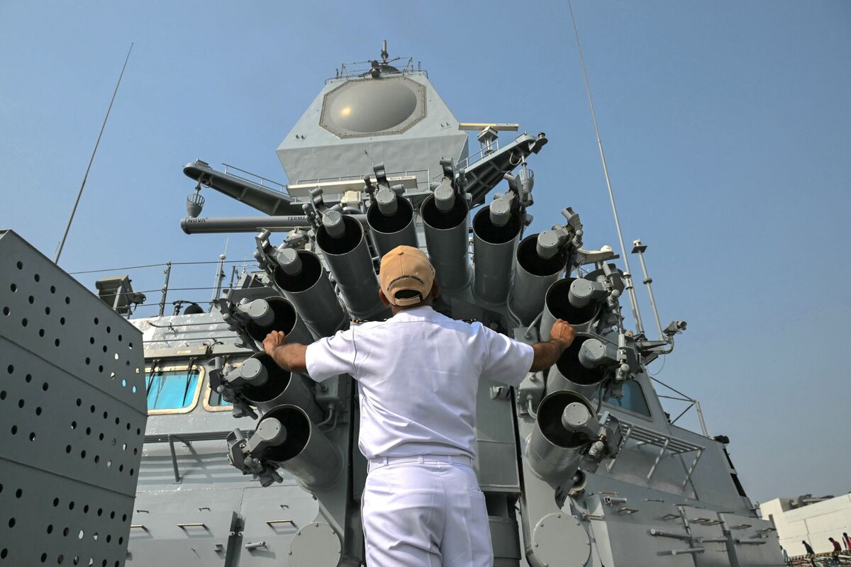India Navy Eyes Laser-Armed Warships to Counter Cheap Drones