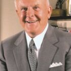 Headshot of Bruce T Halle