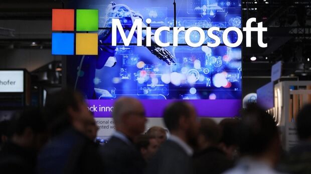 Microsoft Says Chinese Hackers Exploiting SharePoint Flaws (MSFT) -  Bloomberg