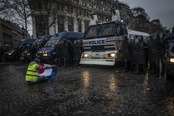 French Yellow Vest Protests Lose Steam After Macron Concessions