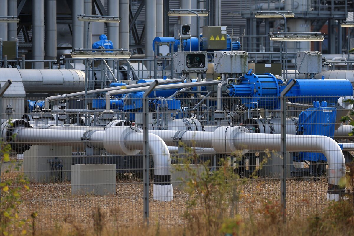 EU to Weigh Feasibility of Gas Price Cap Before Energy Talks Bloomberg