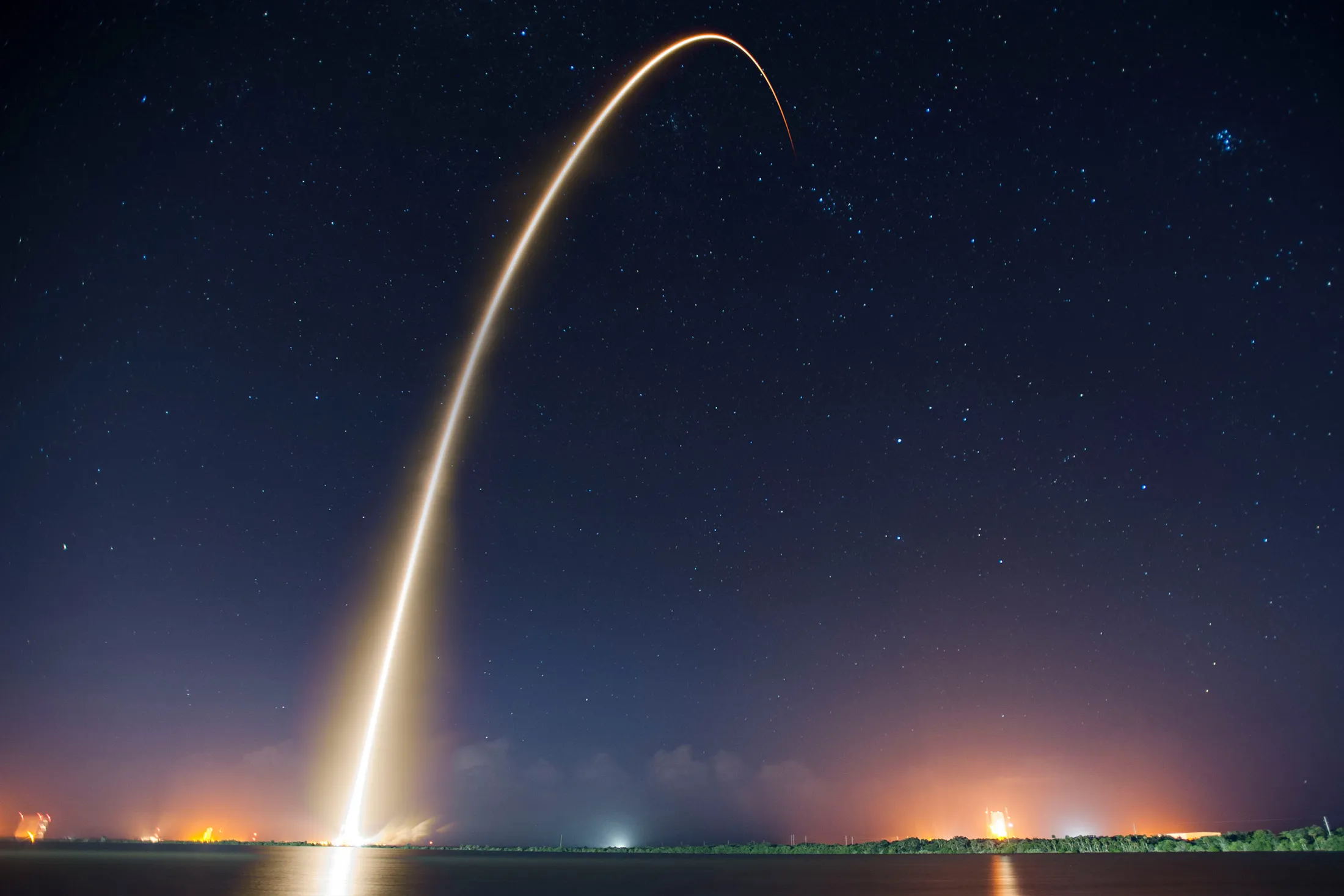 SpaceX’s Falcon 9 rocket and Dragon spacecraft lift off from Launch Complex 40 at the Cape Canaveral Air Force Station in Florida on Sept. 21, 2014.