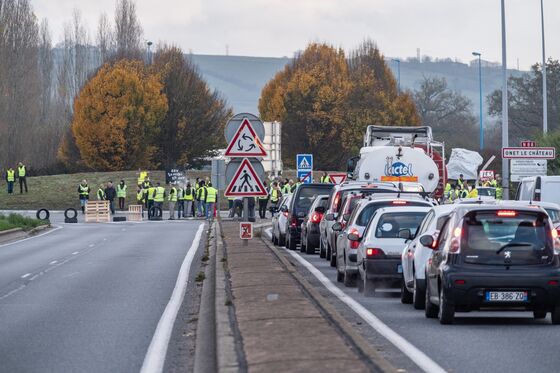 French Protests Sparked by Gas Tax Lead to 1 Death, 227 Injuries