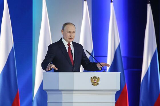 Putin, Facing Term Limit, Proposes Constitutional Overhaul