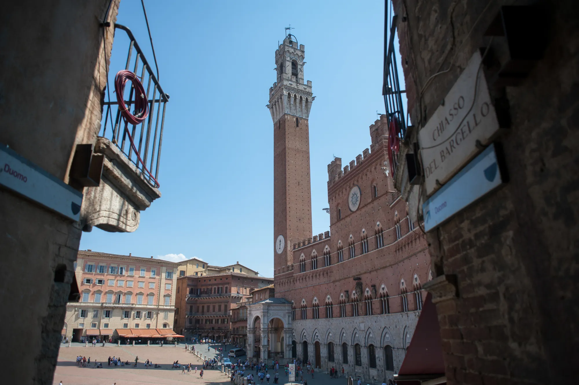Banca Monte dei Paschi di Siena SpA Pushes Down Costs To Profit