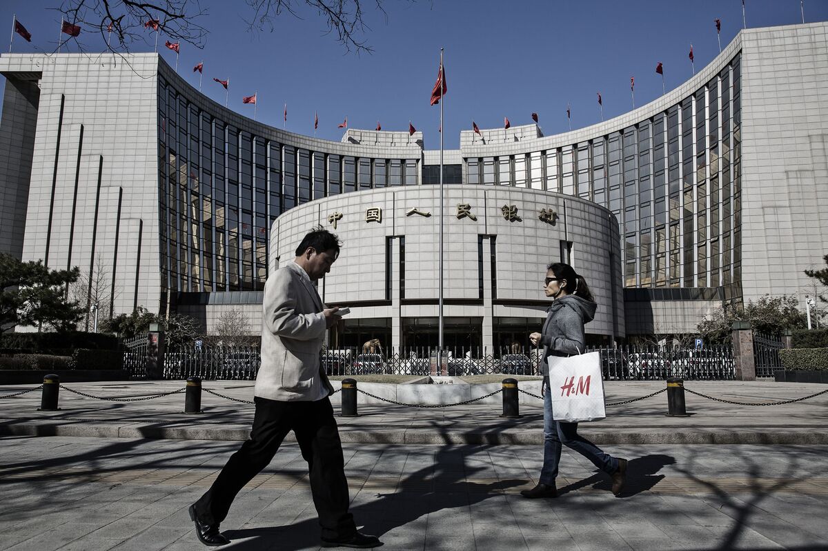 PBOC’s Rising Focus on Overnight Rate Spurs Talk of Policy Shift