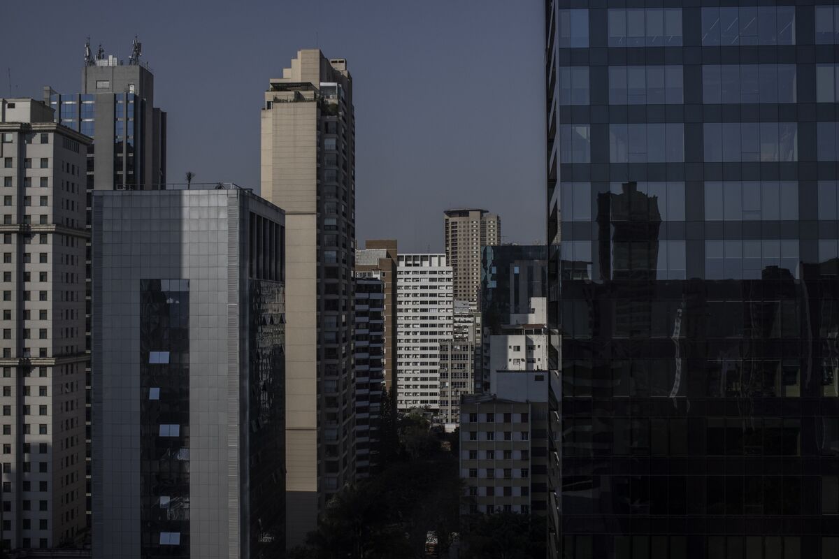 Latin America Lured Cash as Wall Street Shunned Other EM Regions