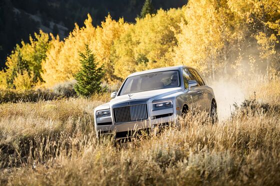 That $325,000 Rolls-Royce Cullinan SUV Should Be Taken Off-Road