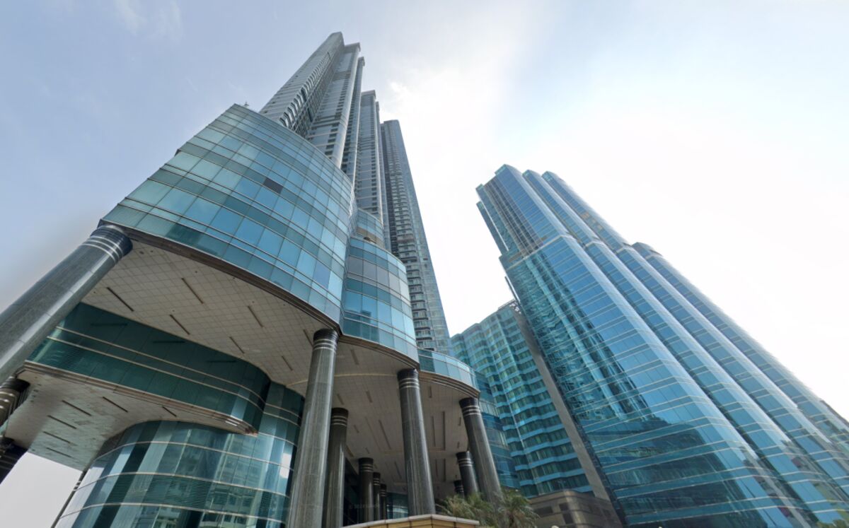 Hong Kong Property Woes Weigh on Schroders as Banks Seize Assets