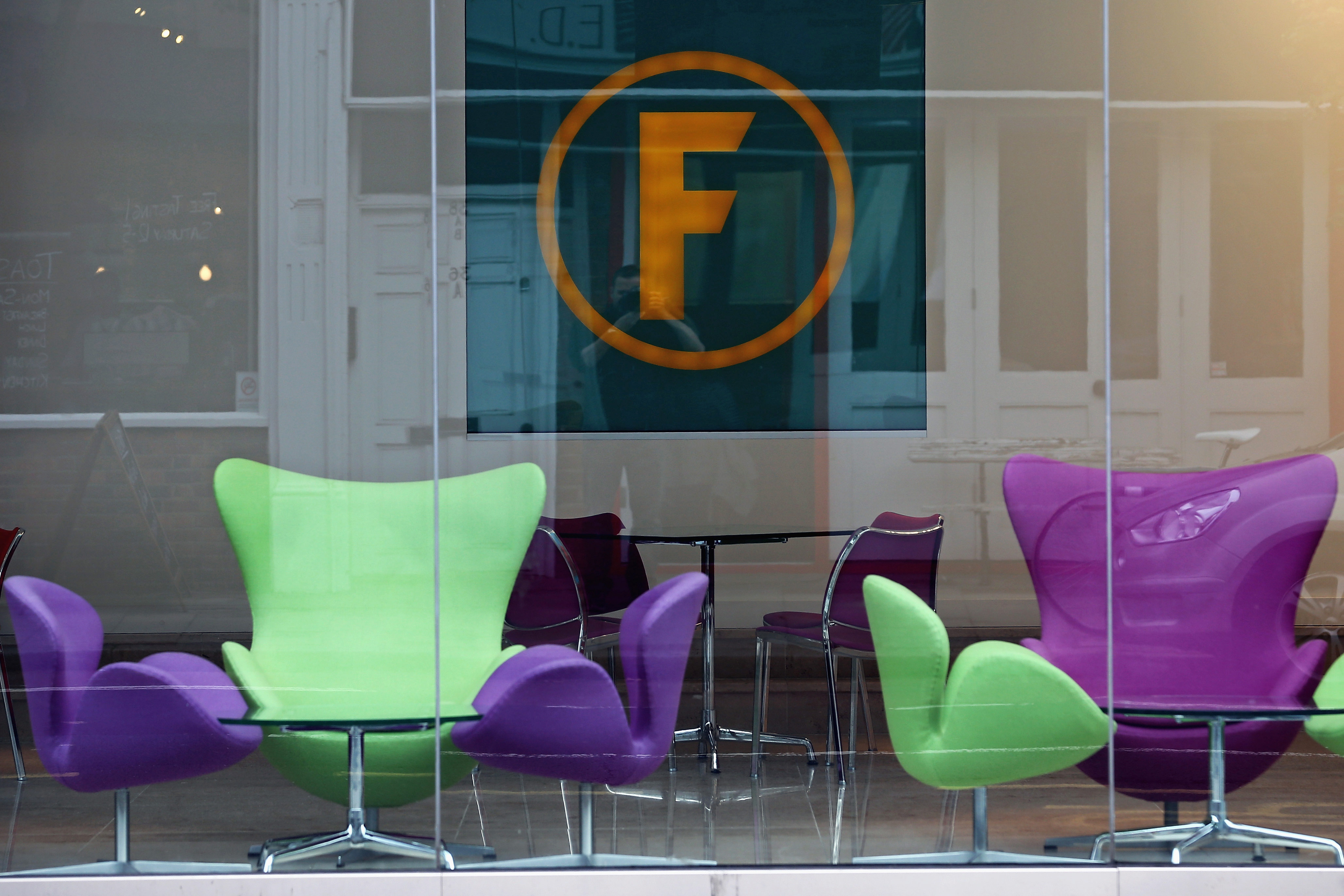 Foxtons to Prioritize Rentals as London Property Woes Increase Bloomberg