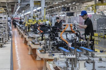 China's Zeekr Positions Itself In Competitive EV Market