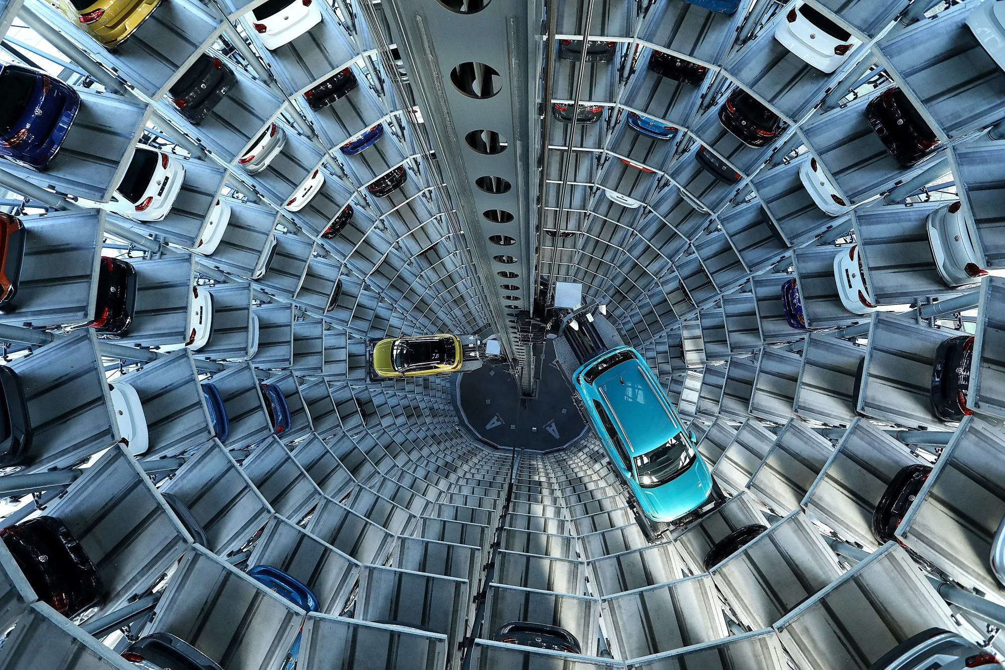 Volkswagen AG's Automatic Autostadt Delivery Towers 