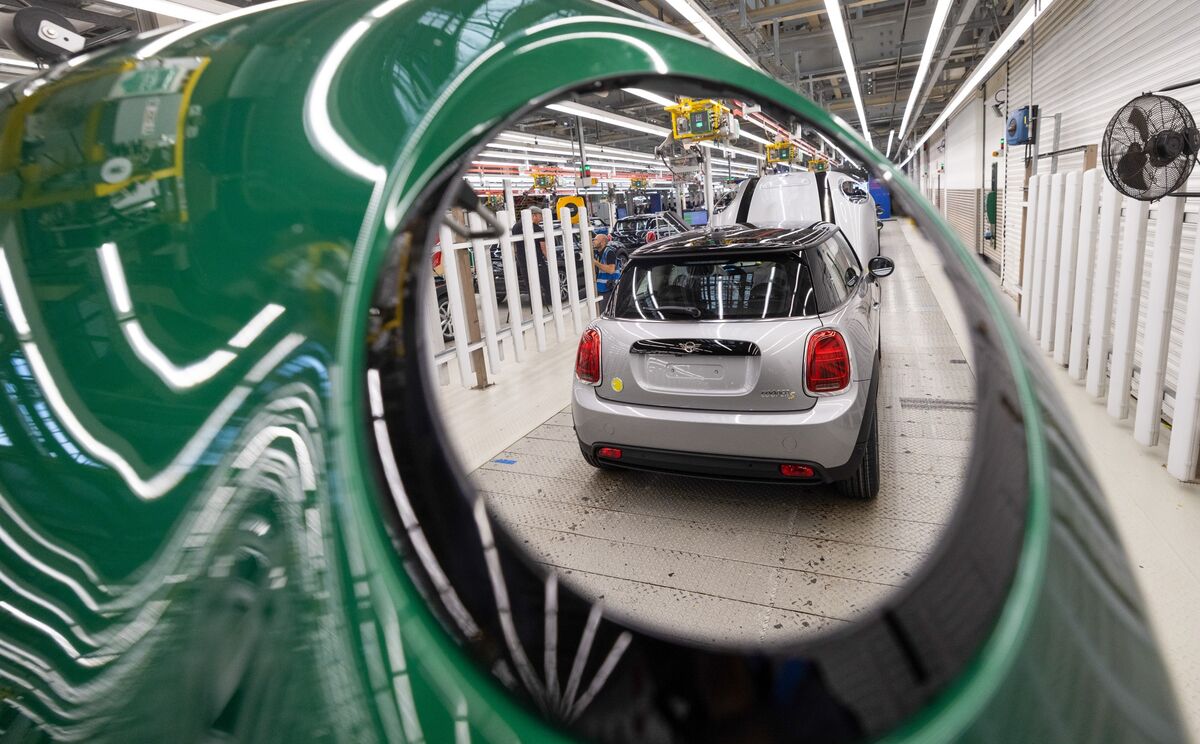 France Opposes Delay of Post-Brexit EV Tariffs as Deadline Nears