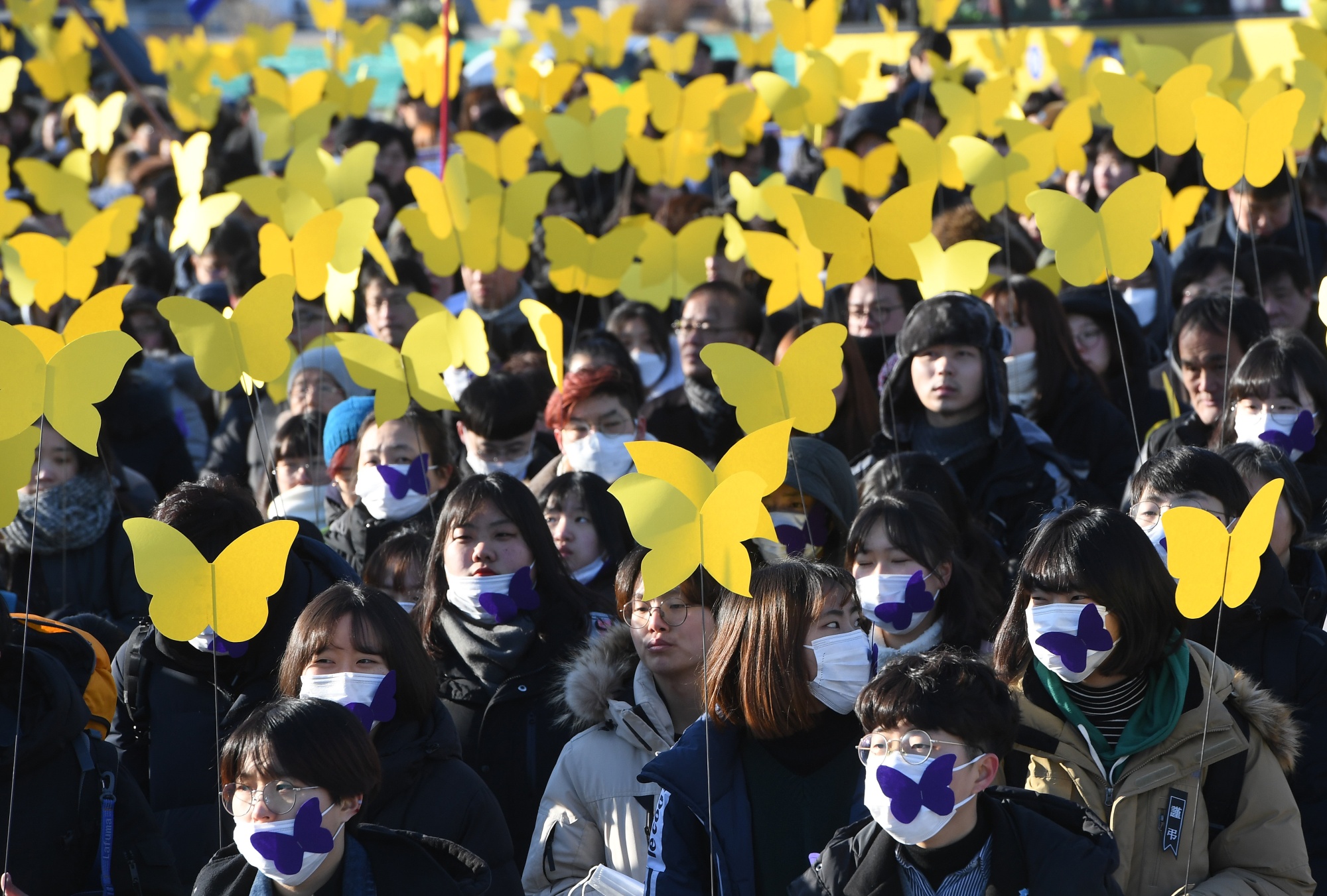 It can be quite crowded - Picture of Thursday Party Draft House, Seoul -  Tripadvisor