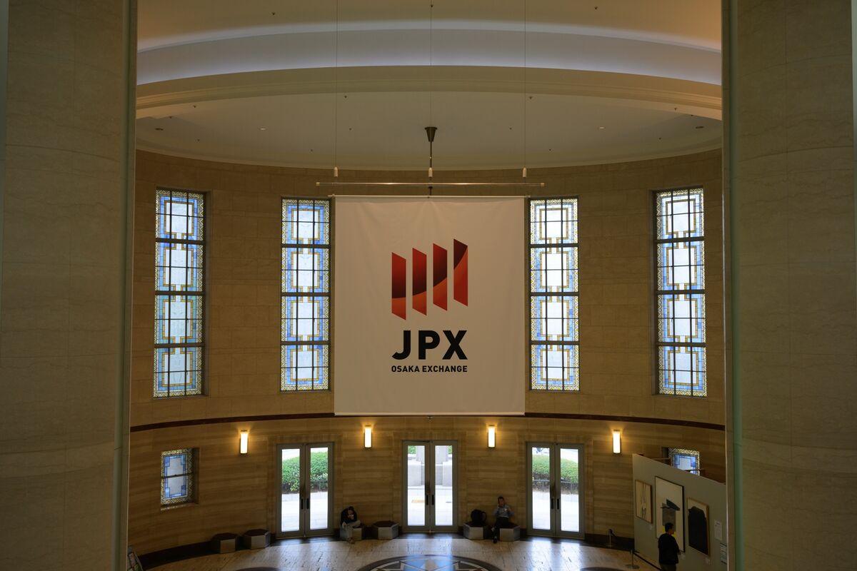 assets.bwbx.io image