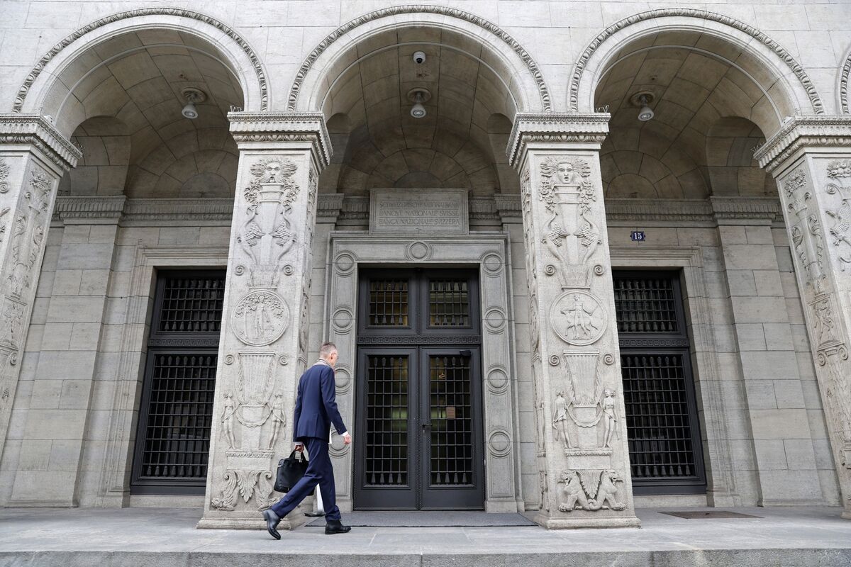 SNB Set to Skip Second Payout as Profit Can’t Offset Record Loss