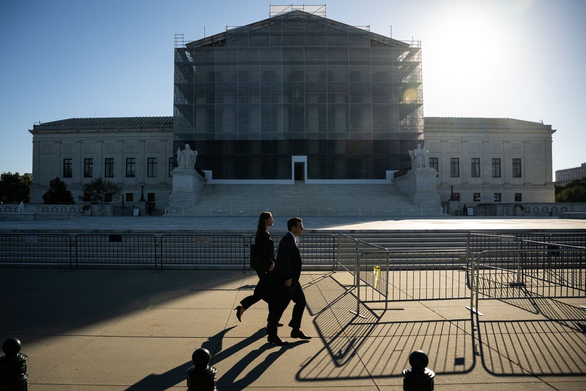 bloomberg.com - Greg Stohr - Supreme Court Weighs Opening Investment Funds to More Suits