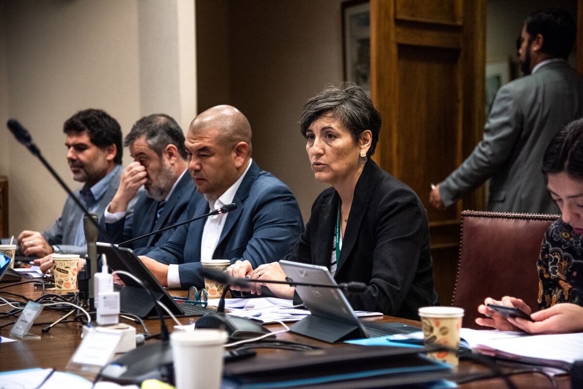 El sistema de salud privado de Chile está al borde del colapso Bloomberg