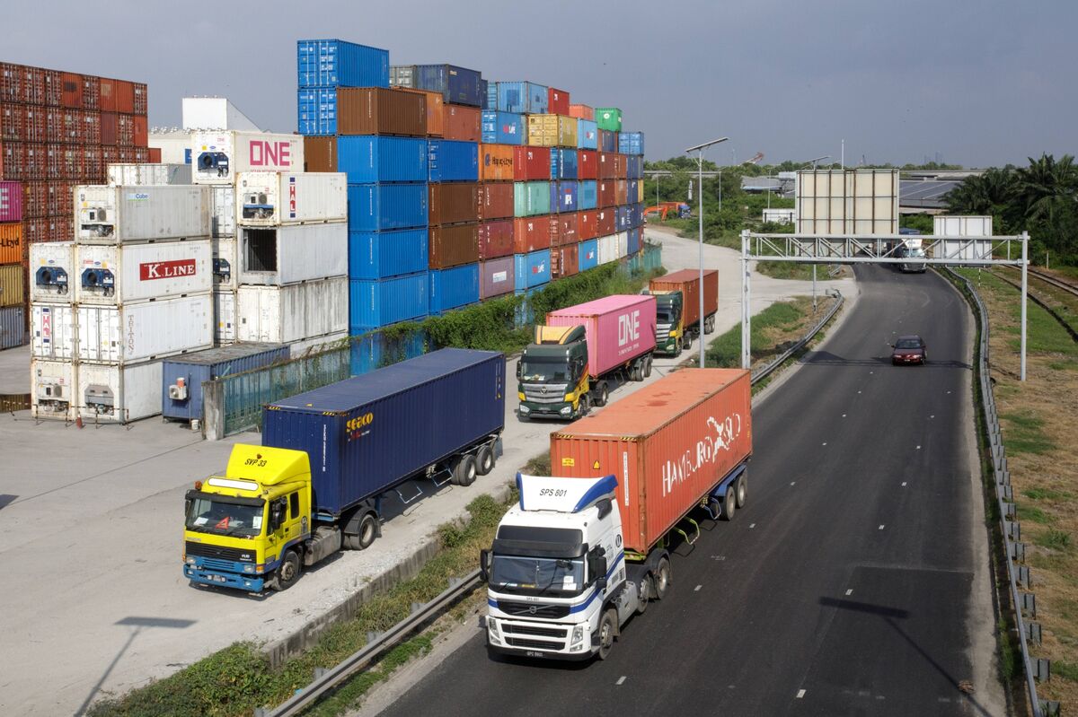 Malaysia Says US Agrees to Finalize Trade Talks Before Deadline Malaysia Says US Agrees to Finalize Trade Talks Before Deadline