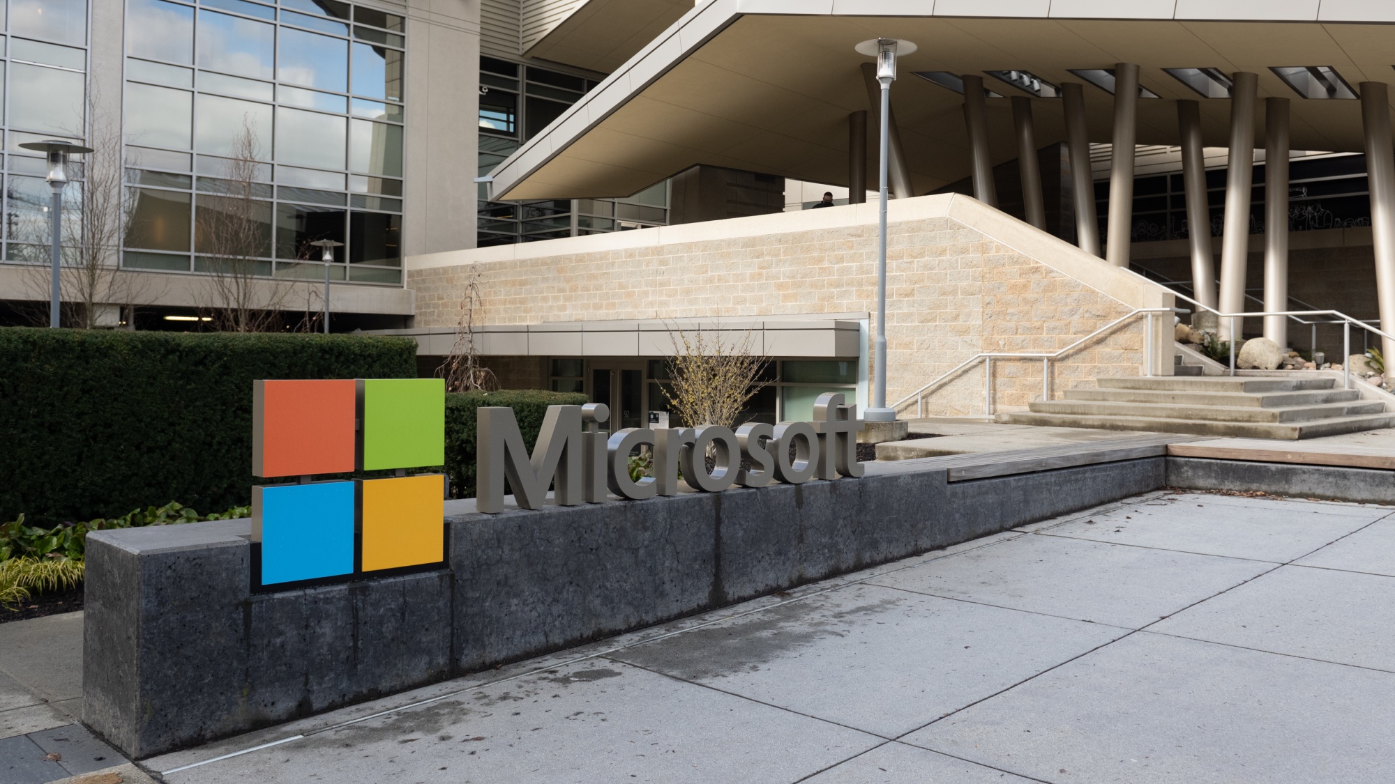 Microsoft is reducing its workforce&nbsp;in HoloLens, Surface and Xbox businesses as part of broad cuts.