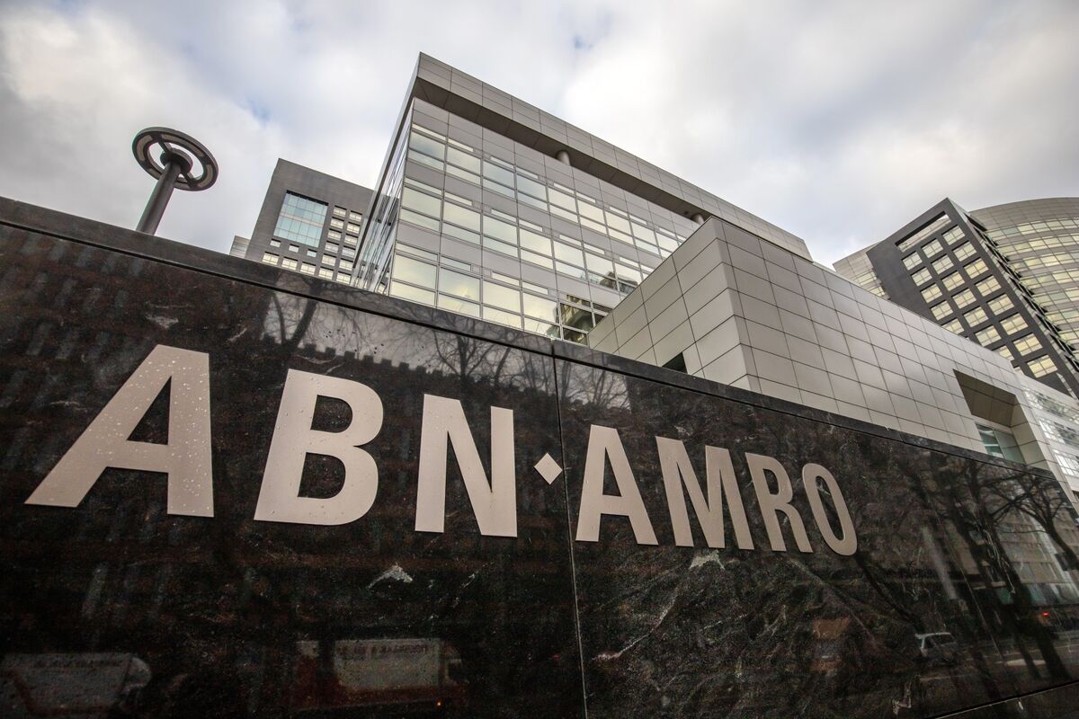 ABN CFO Says to Proceed Political Crisis - Bloomberg