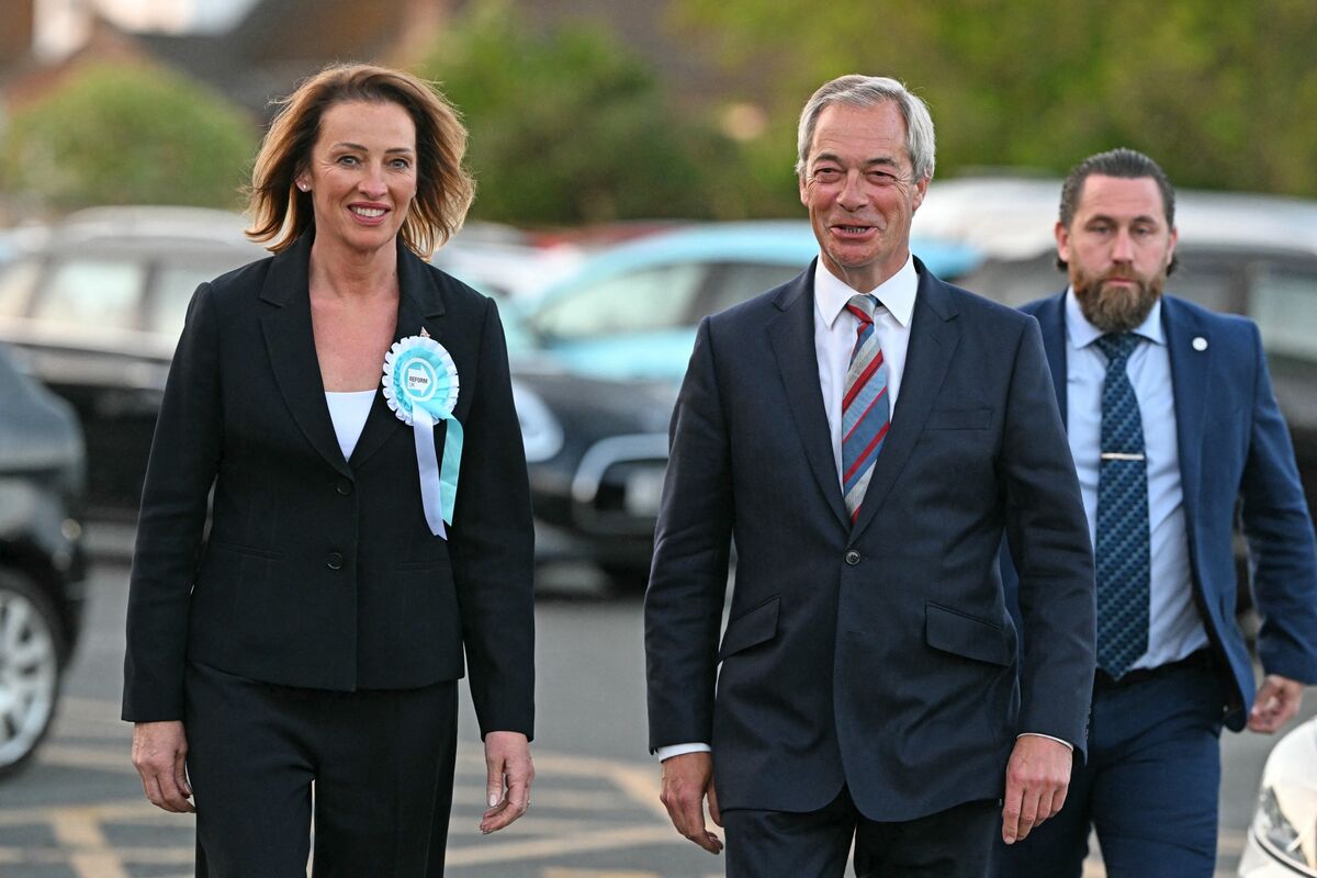 Reform UK Defeats Labour by Six Votes in Runcorn By-Election