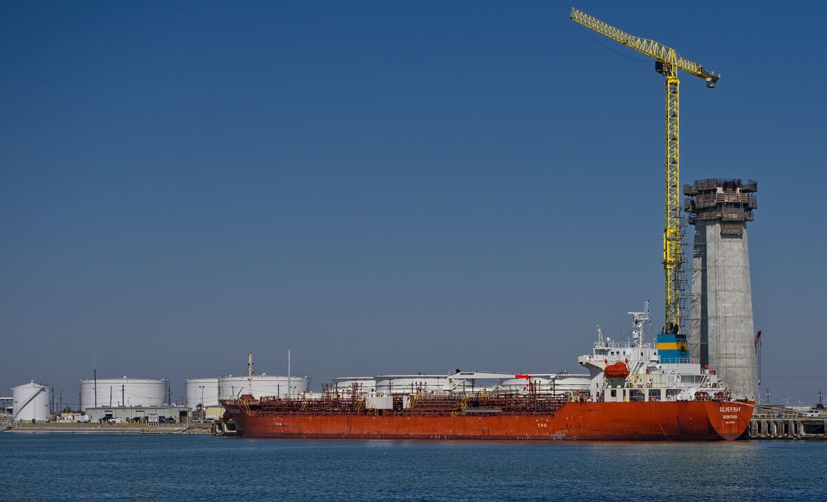 US Exports of Oil Products Reach Weekly Record, EIA Says