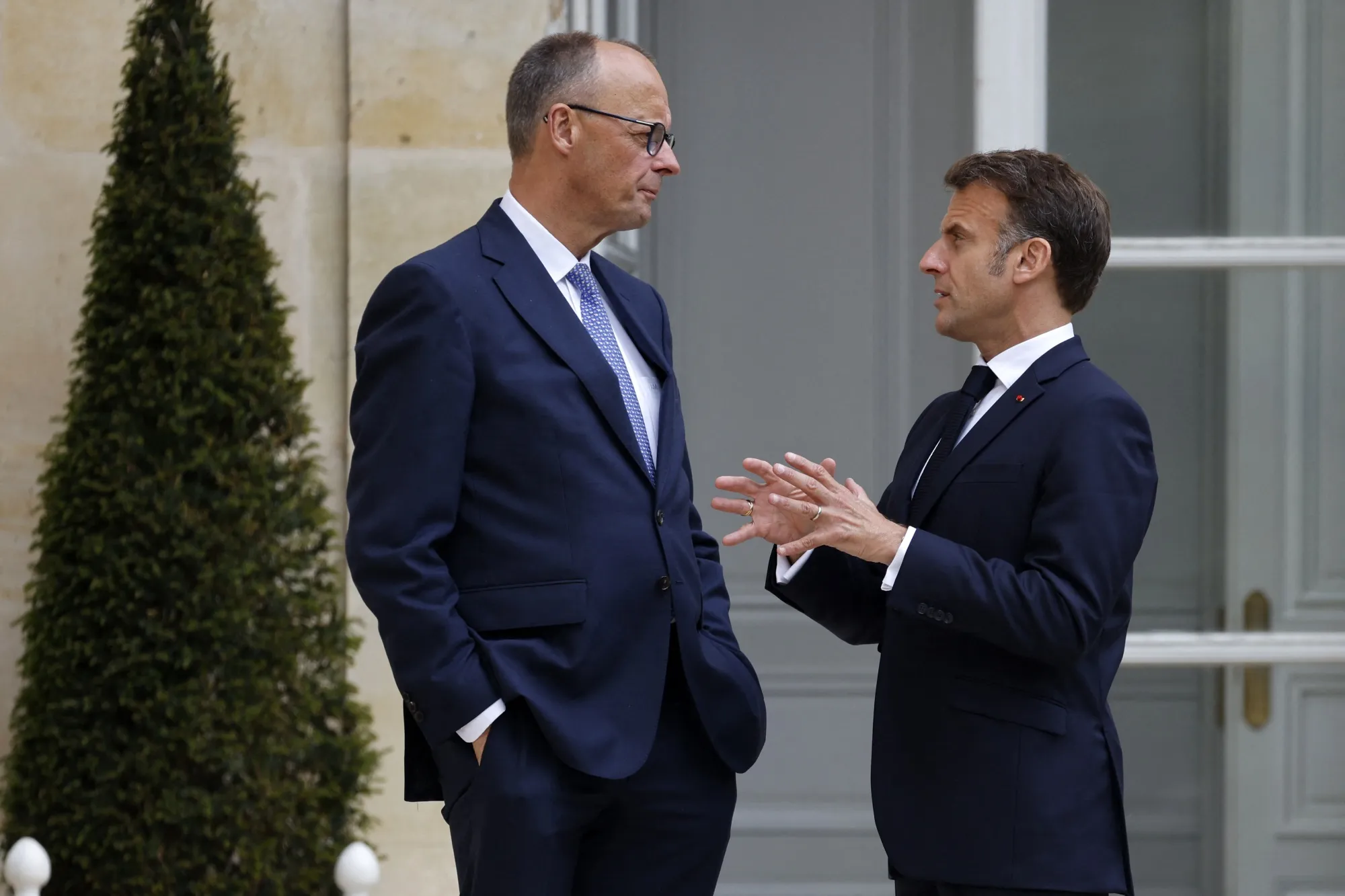 Germany's&nbsp;Chancellor Friedrich Merz and France's President Emmanuel Macron.