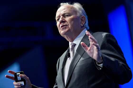 AutoNation CEO Calls Industry Overproduction the ‘Old Model’