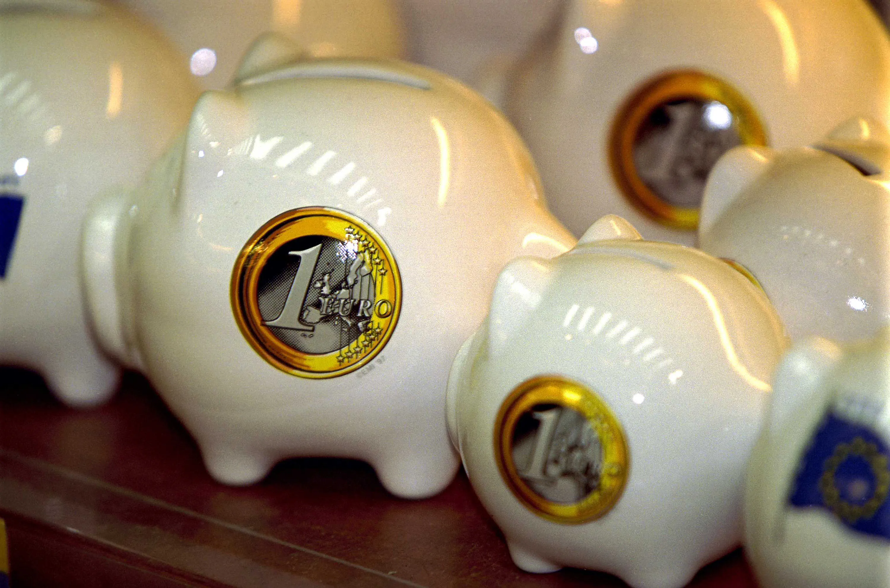 Break open the piggy bank to increase your wealth.
