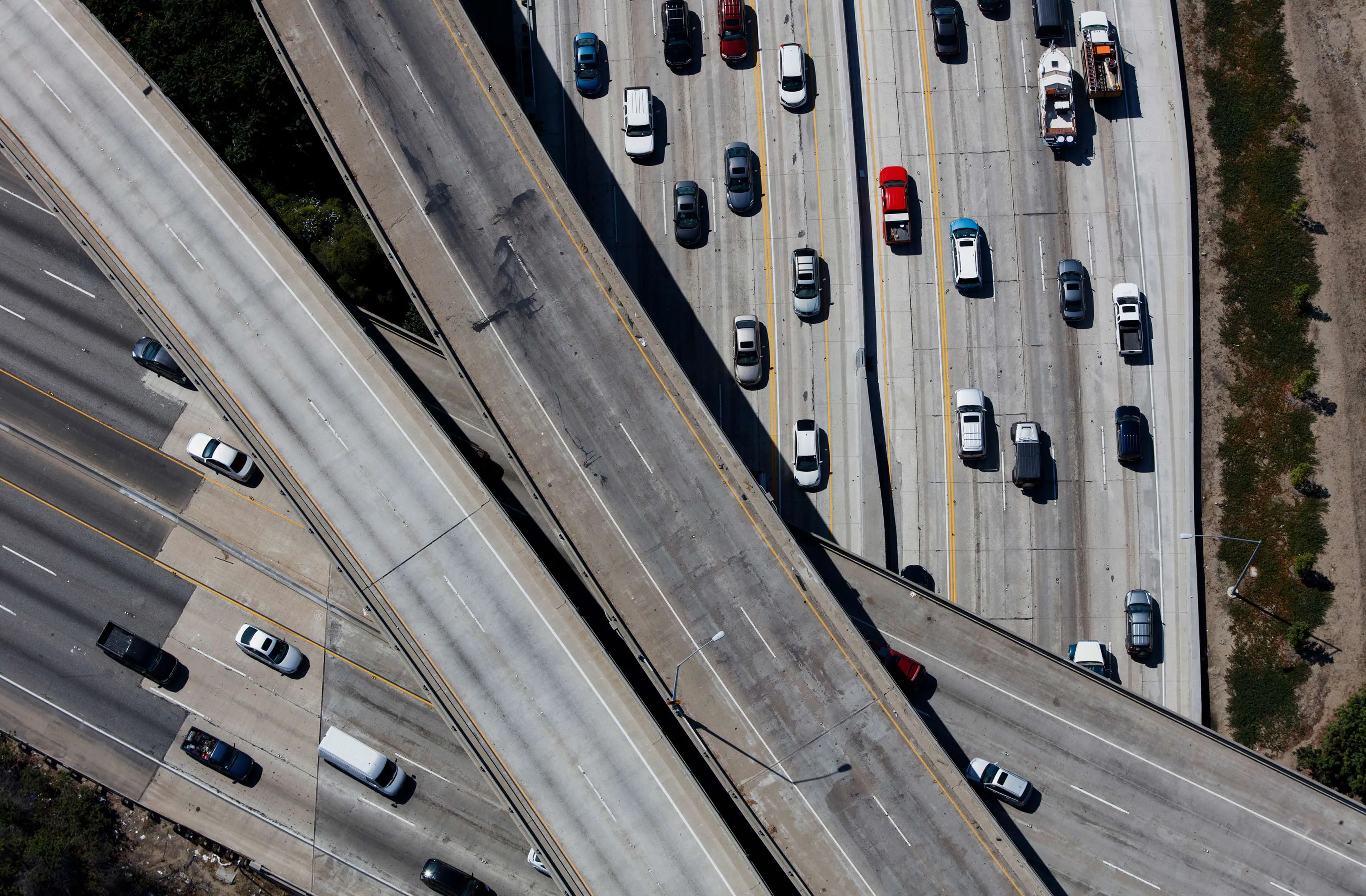 1477940345_traffic-road-aerial