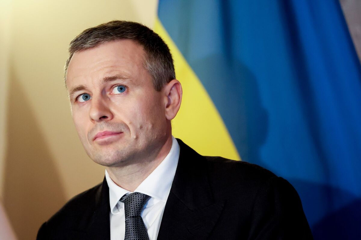 Ukraine's Marchenko to Travel to Finance Chiefs' G-7 Summit