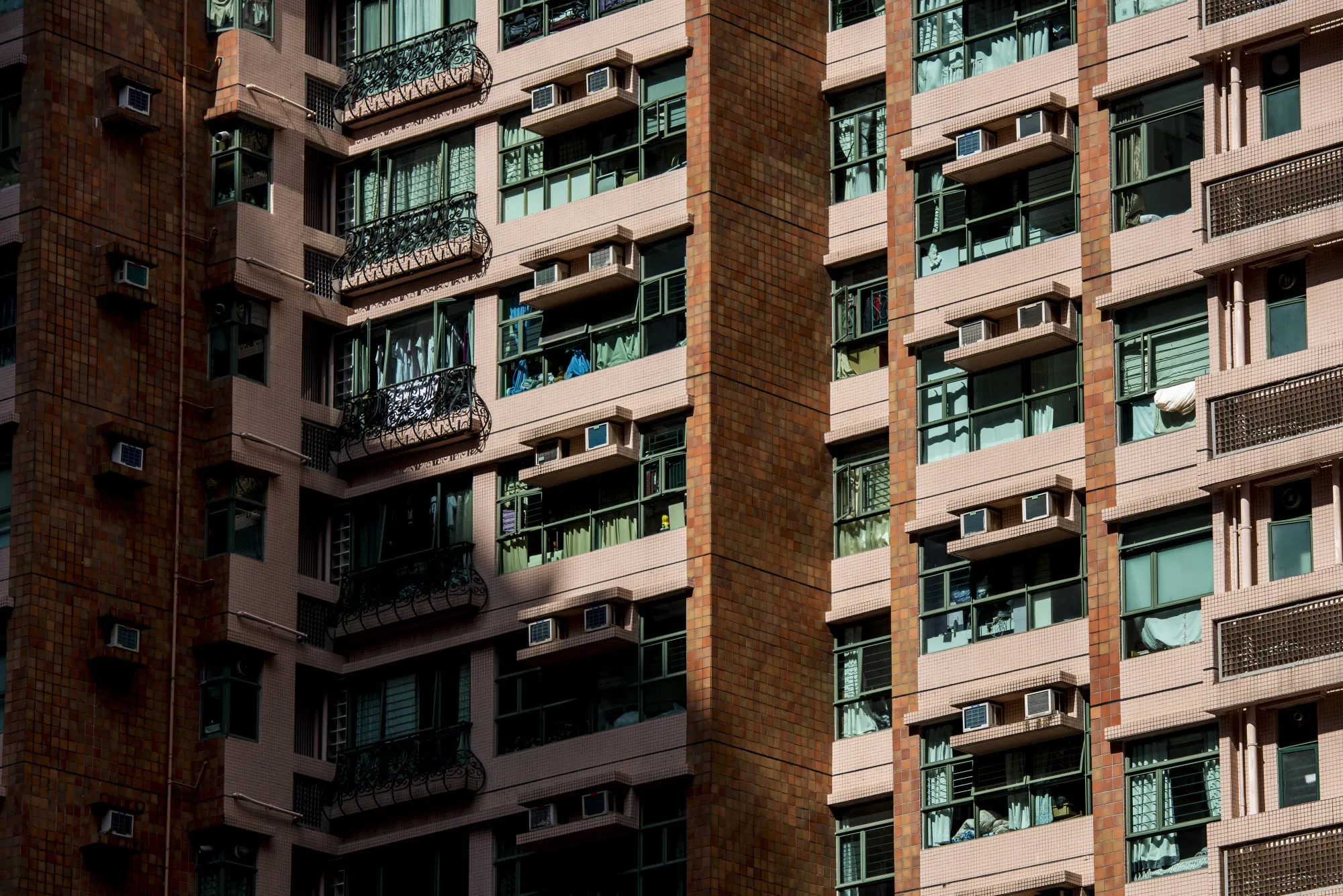 Residential Properties In Hong Kong As Home Prices Are Poised To Fall In 2016